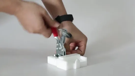 Сверхмощный быстрозажимной двухтактный зажим, противоскользящий, красный, горизонтально установленный, удерживающая способность